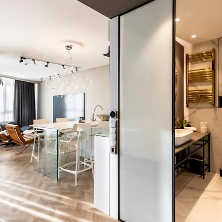 Apartamento Arena Mall Galleria & Parking 4