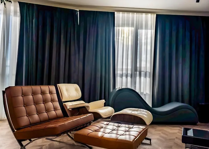 Arena Mall Galleria & Parking 4